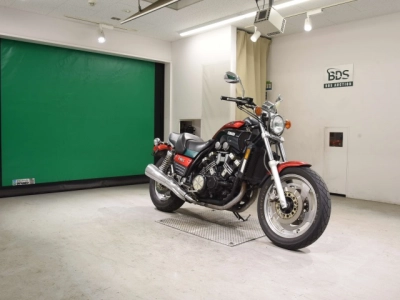 Yamaha V-MAX