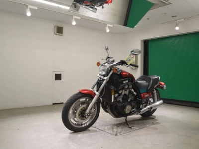 Yamaha V-MAX