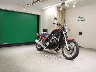 Yamaha V-MAX