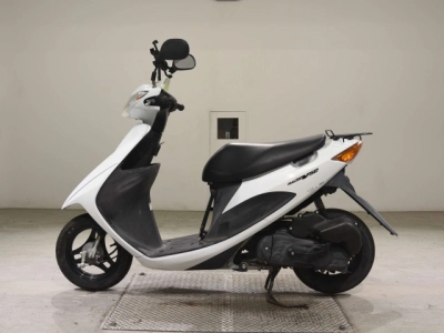 Suzuki  ADDRESS V50-3