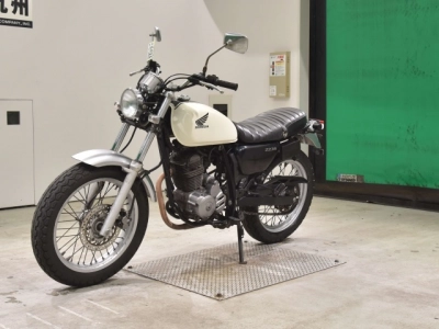 Honda CB223S