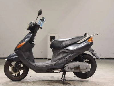 Yamaha AXIS100
