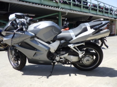 Honda VFR800