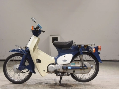 Honda C50