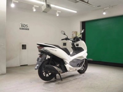 Honda PCX125-3