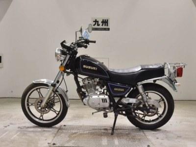 Suzuki GN125H