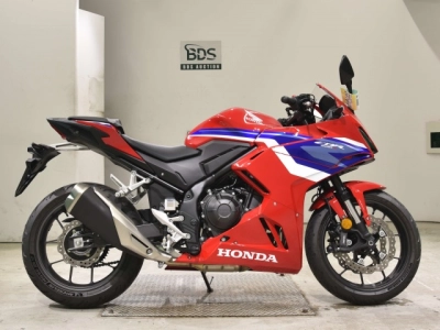 Honda CBR400R-3