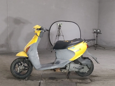 Suzuki LET'S4