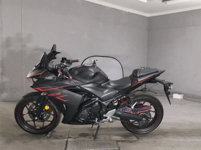 Yamaha MT-03