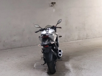Suzuki JIKUSA-SF250
