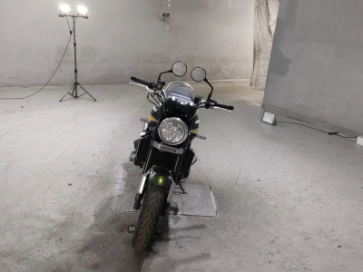 Kawasaki Z900RS
