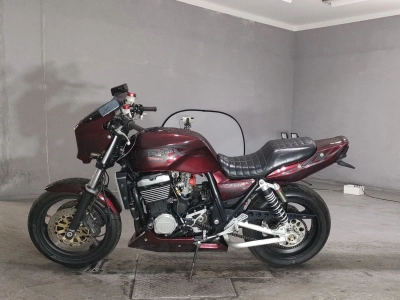 Kawasaki ZRX1100