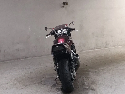 Kawasaki ZRX1100