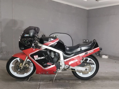 Suzuki GSX-R1100