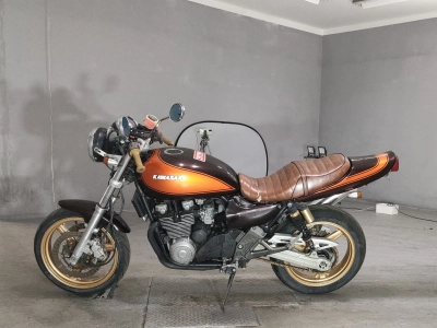 Kawasaki ZEPHYR400K