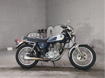 Yamaha SR500-1
