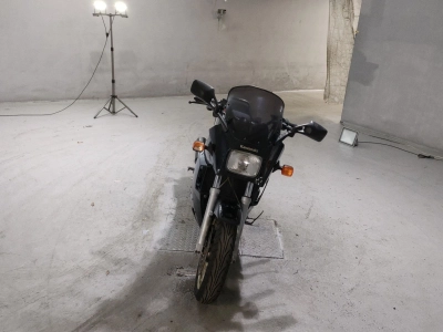 Kawasaki GPZ900R
