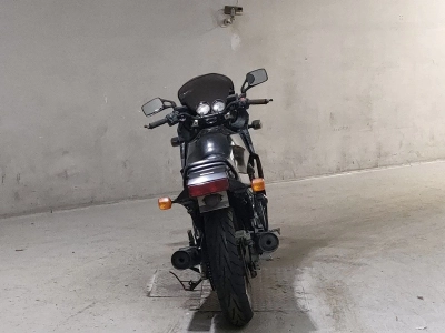 Kawasaki GPZ900R