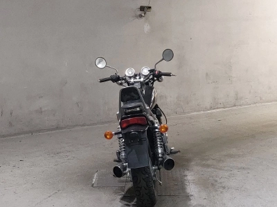 Kawasaki ELIMINATOR 400-1