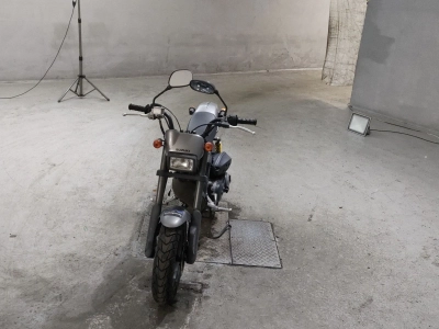 Suzuki STREET MAGIC