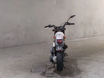 Suzuki STREET MAGIC