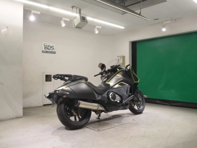 Honda NM4-02
