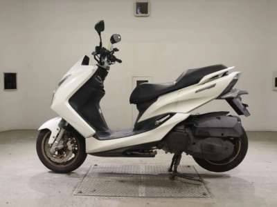 Yamaha MAJESTY 155S