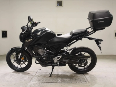 Honda CB125R-2
