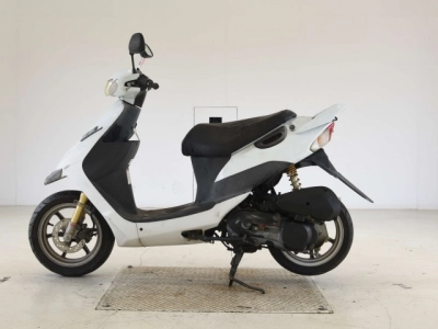 Suzuki ZZ