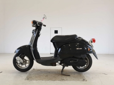 Suzuki BELL DE