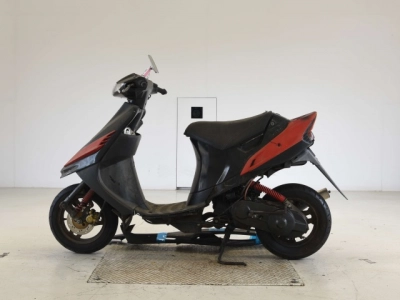Suzuki SEPIA ZZ
