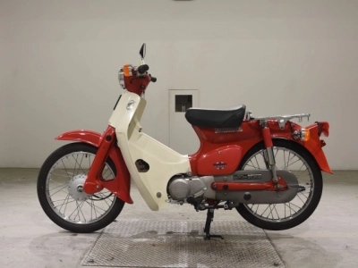 Honda C50