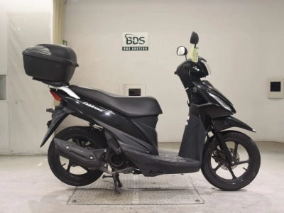 Suzuki ADDRESS110-2