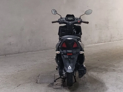 Suzuki AVENIS125