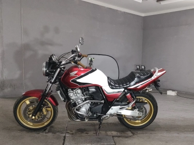 Honda CB400SFV-4