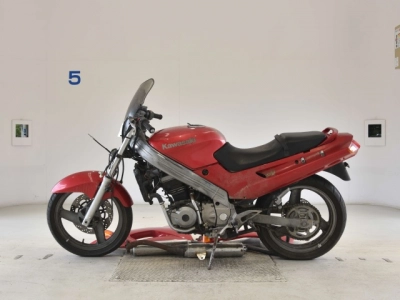 Kawasaki ZZR250