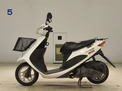 Suzuki ADDRESS V50