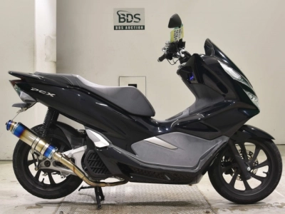 Honda PCX125-3