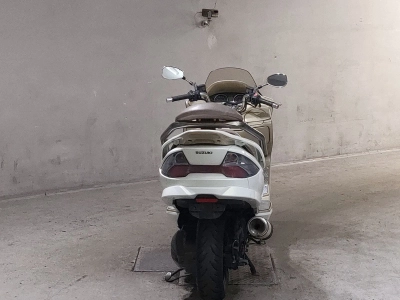 Suzuki SKYWAVE 250S