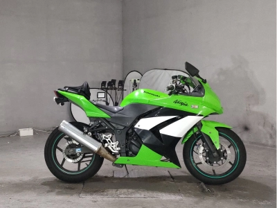 Kawasaki NINJA250R