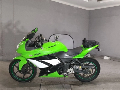 Kawasaki NINJA250R