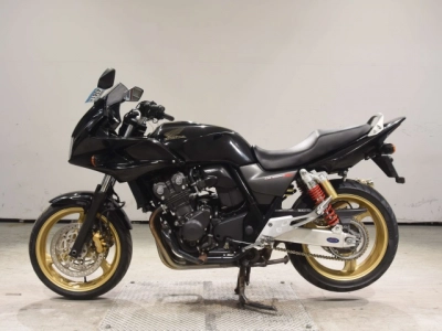 Honda CB400SFV-4 BOLDORABS