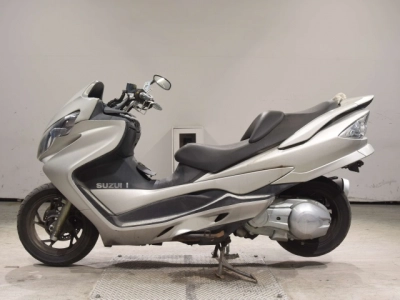 Suzuki SKYWAVE 250S-3