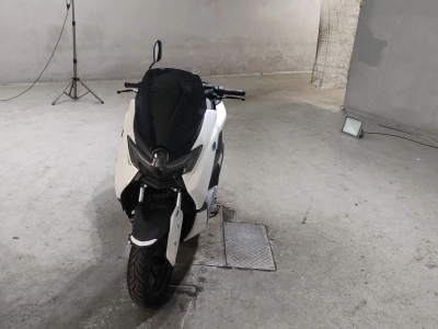 Yamaha N-MAX125