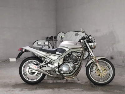 Yamaha SRX600-1