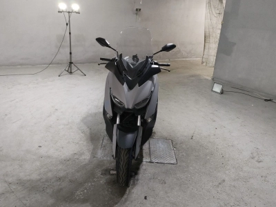 Yamaha X-MAX250