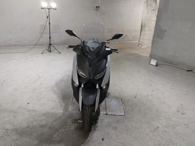 Yamaha X-MAX250