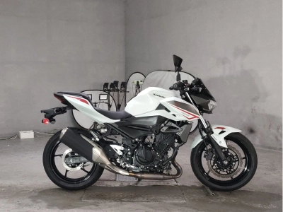 Kawasaki Z400