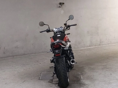 Kawasaki Z900RS