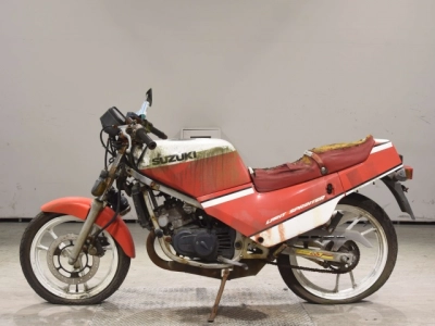 Suzuki RG125